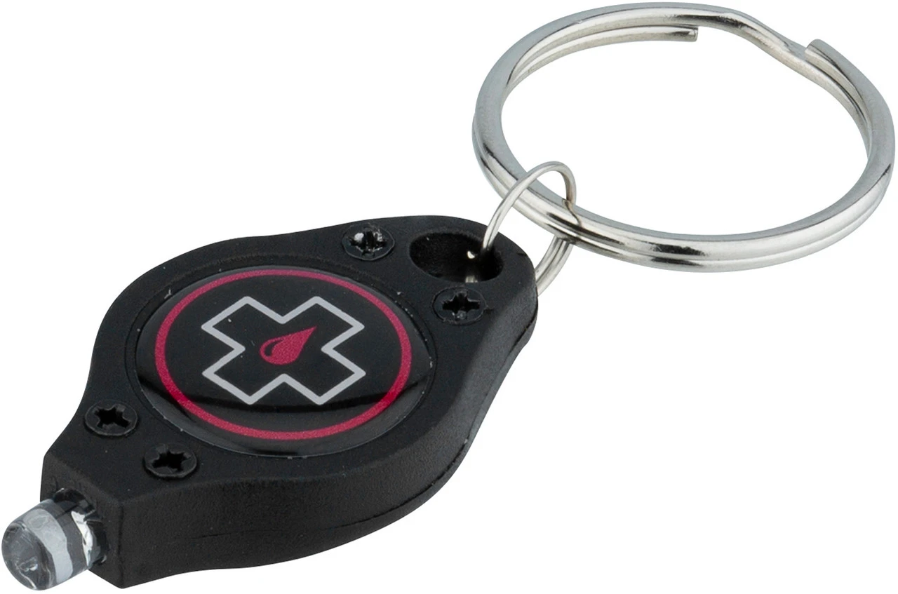 Muc-Off Lubrifiant Pour Chaîne C3 Ceramic Wet Lube Avec Lampe UV 4 Muc-Off Lubrifiant Pour Chaîne C3 Ceramic Wet Lube Avec Lampe UV – Image 2