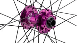 HOPE Set De Roues Pro 4 + Fortus 26 Disc 6 Trous 27,5" Boost 32 HOPE Set De Roues Pro 4 + Fortus 26 Disc 6 Trous 27,5" Boost -Magasin De Vélos 394937