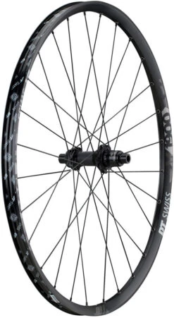 Dt-swiss Roue M 1900 SPLINE 25 Boost Disc Center Lock 27,5" 17 Dt-swiss Roue M 1900 SPLINE 25 Boost Disc Center Lock 27,5" -Magasin De Vélos 410800